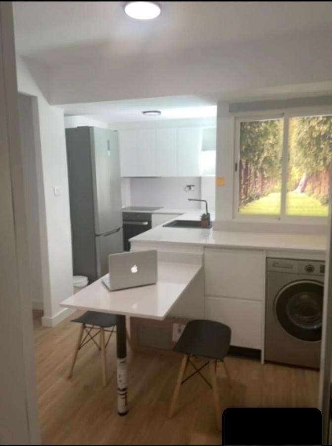 Familyhomestay Valencia Exteriör bild